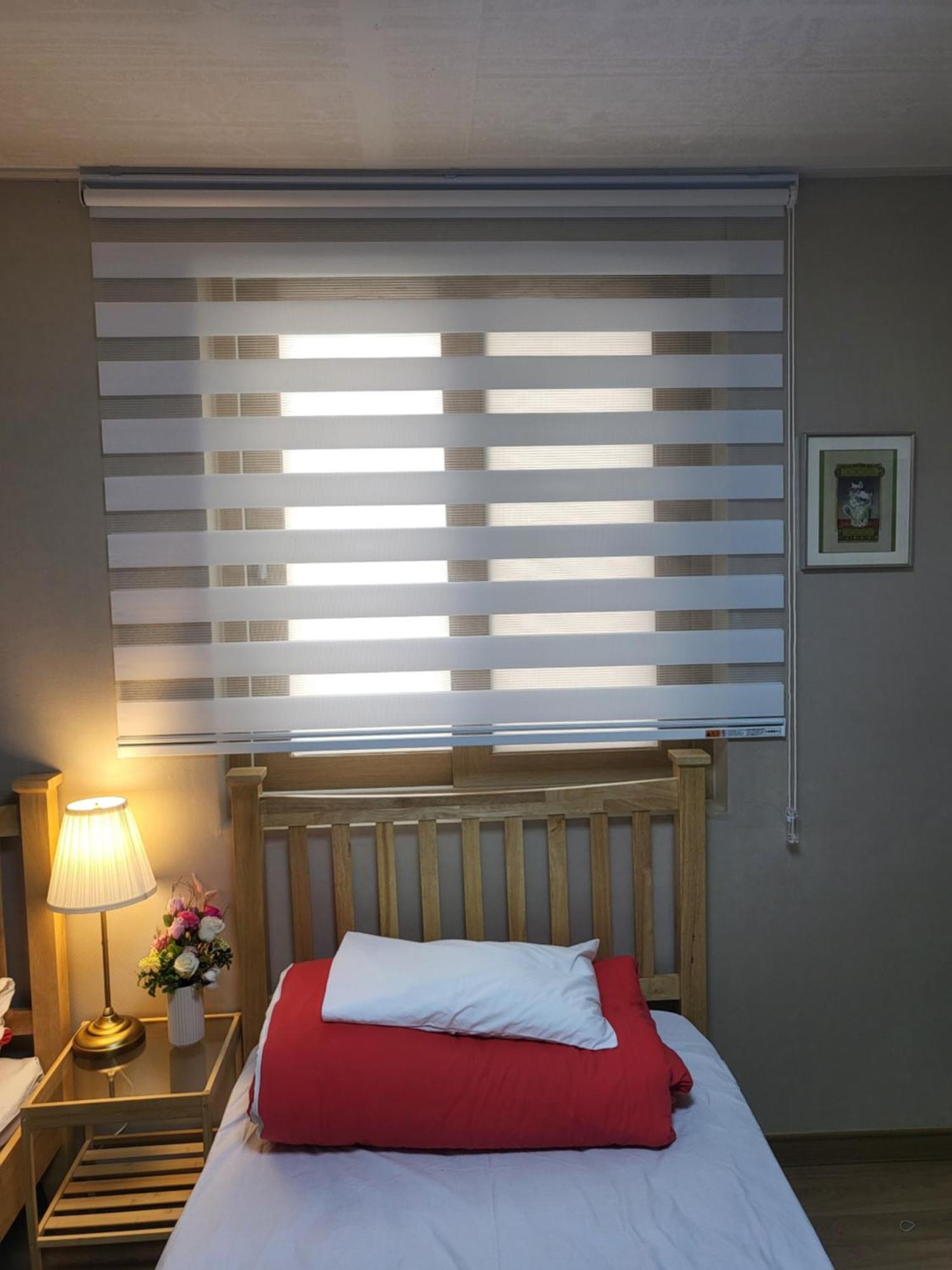Red Guesthouse Seoul Bagian luar foto