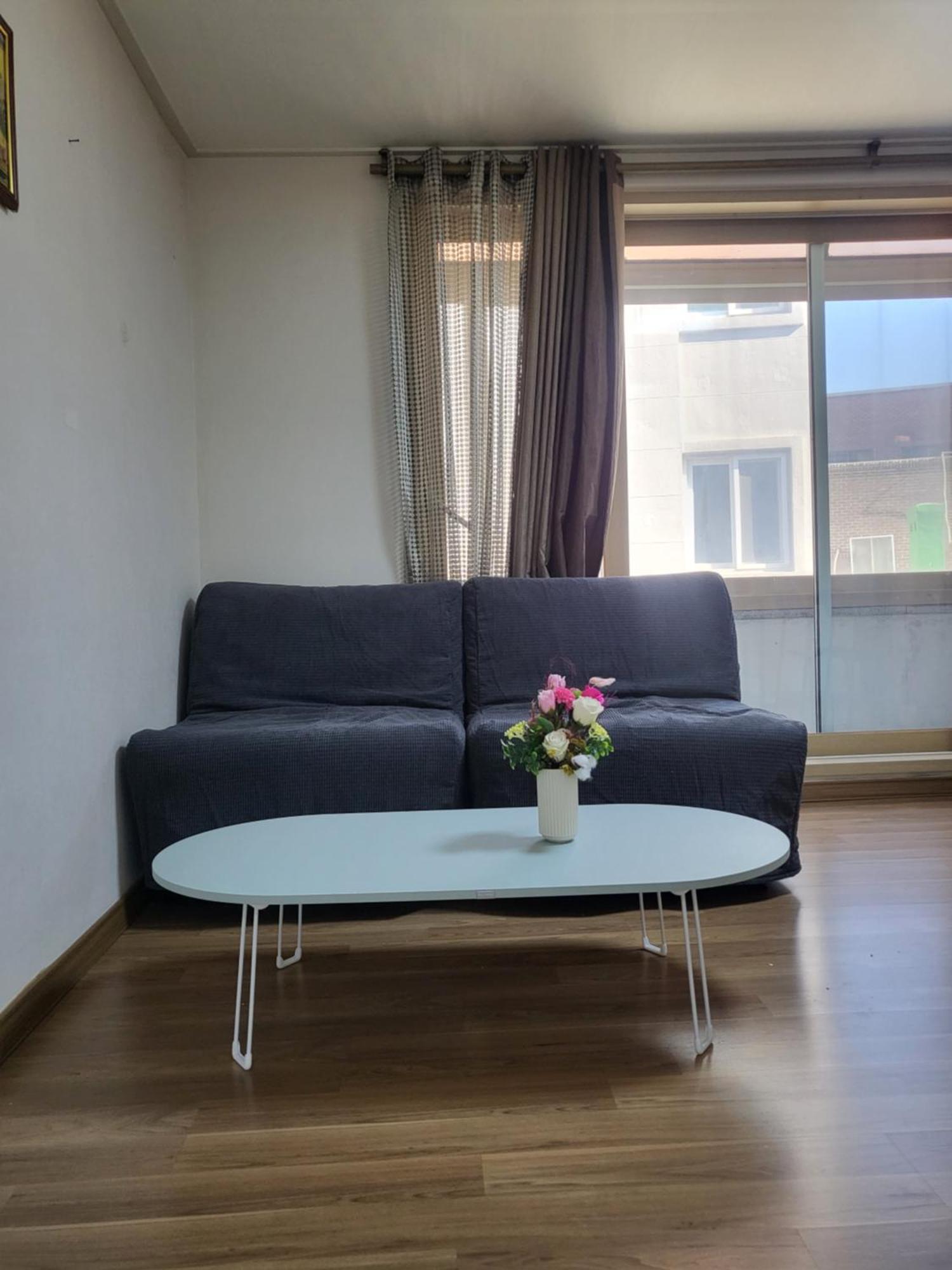 Red Guesthouse Seoul Bagian luar foto