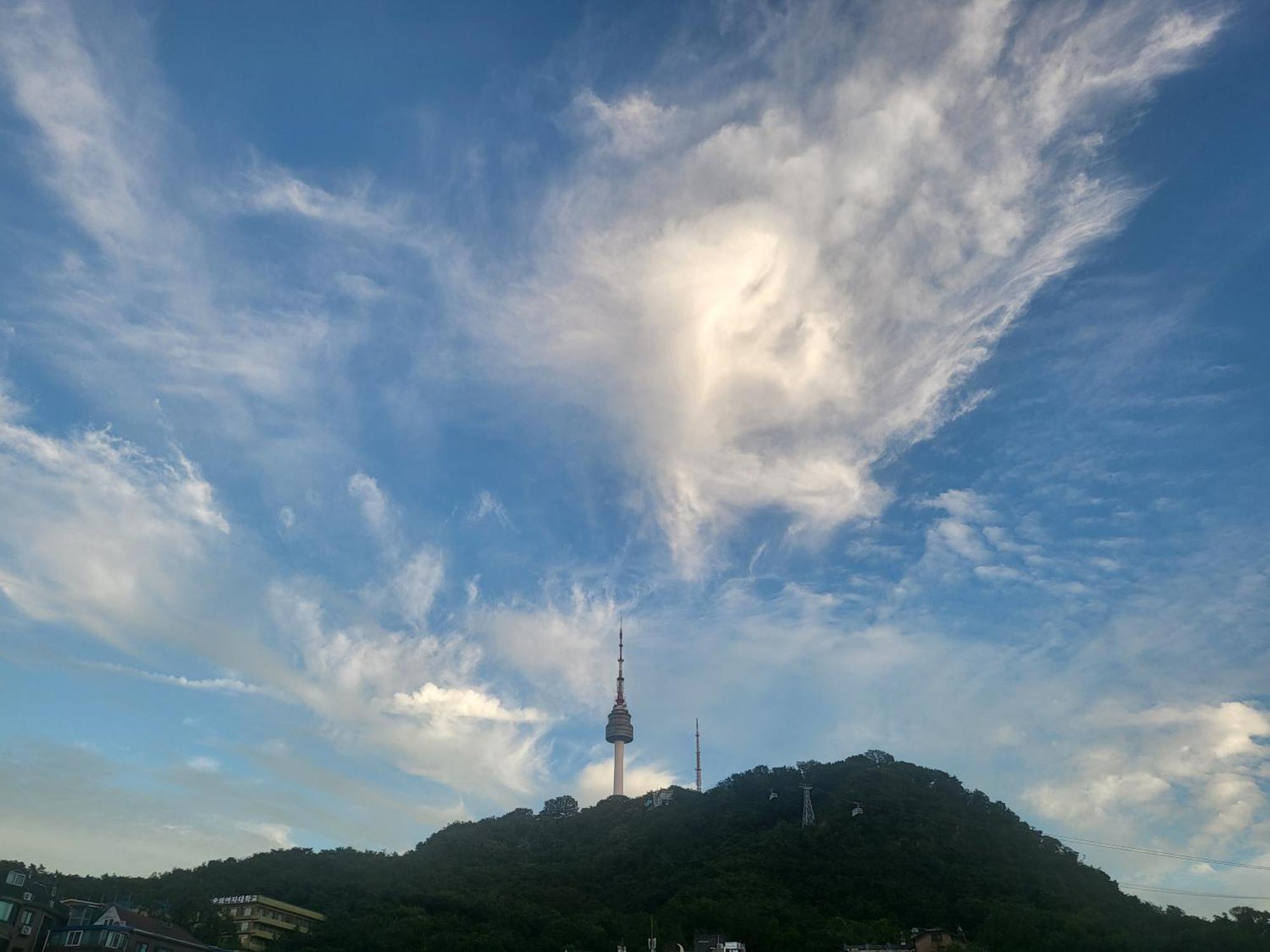 Red Guesthouse Seoul Bagian luar foto