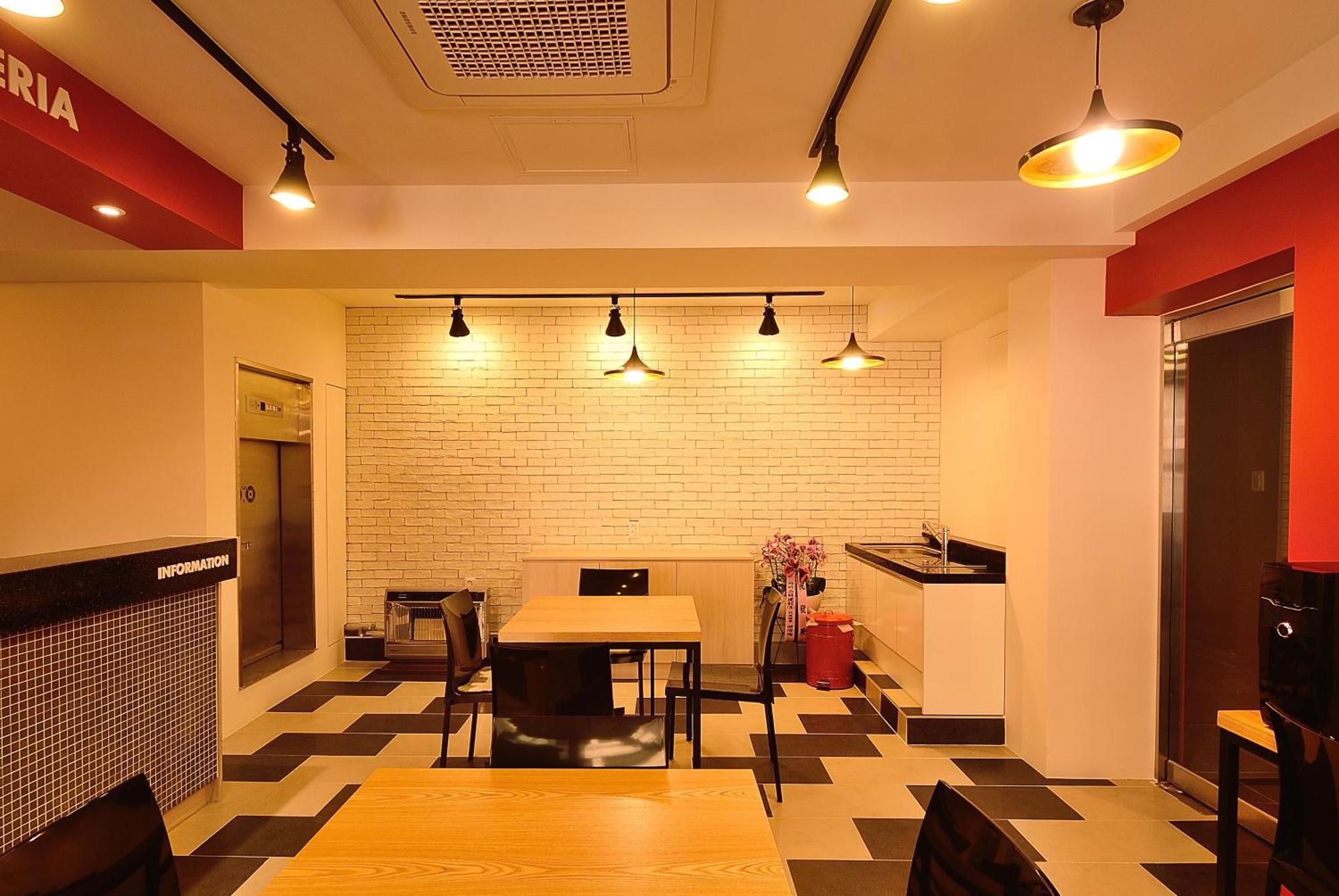 Red Guesthouse Seoul Bagian luar foto